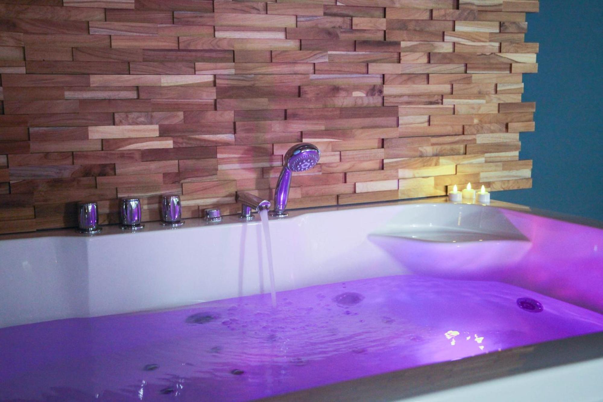 Rose & Blue Spa Proche Chalon S/Saone Et Beaune Saint-Martin-en-Bresse Luaran gambar